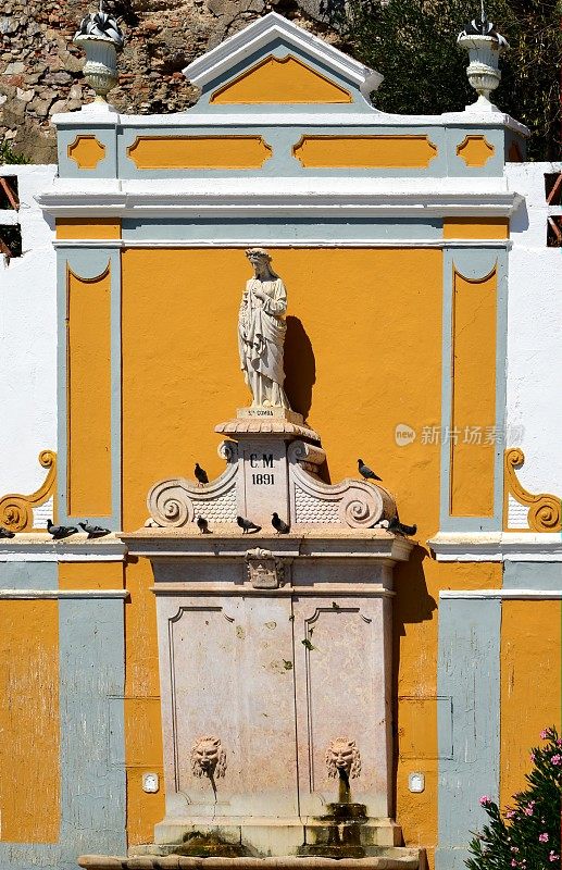 Moura - Santa Comba喷泉- 16世纪，翻修于1891年，葡萄牙Beja区